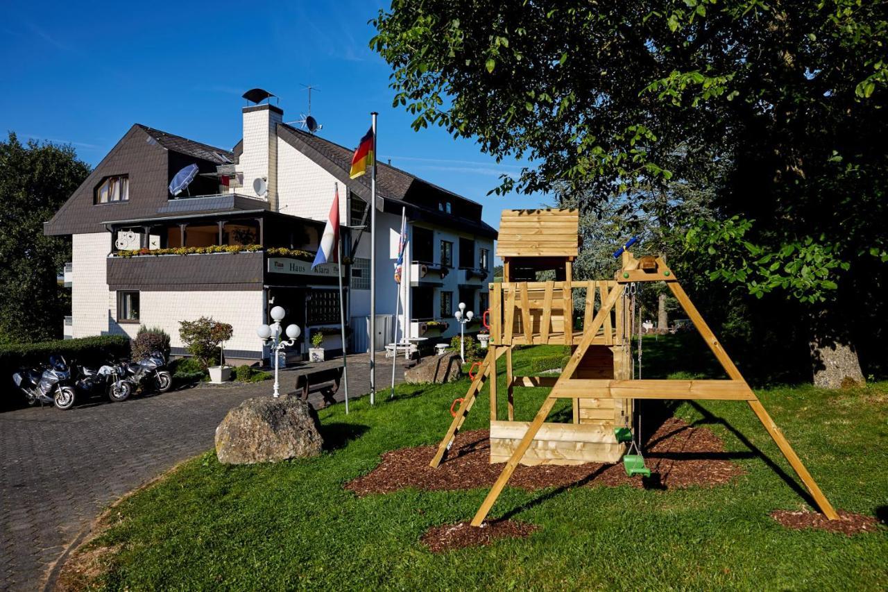 Hotel-Restaurant Maas Lutzerath Eksteriør billede
